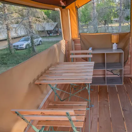 Κάμπινγκ Onlycamp Les Petites Roches